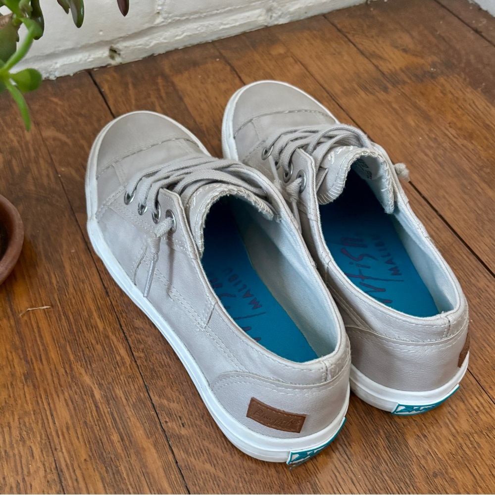 Blowfish Gray Women's Sneakers - Picture 3 of 4